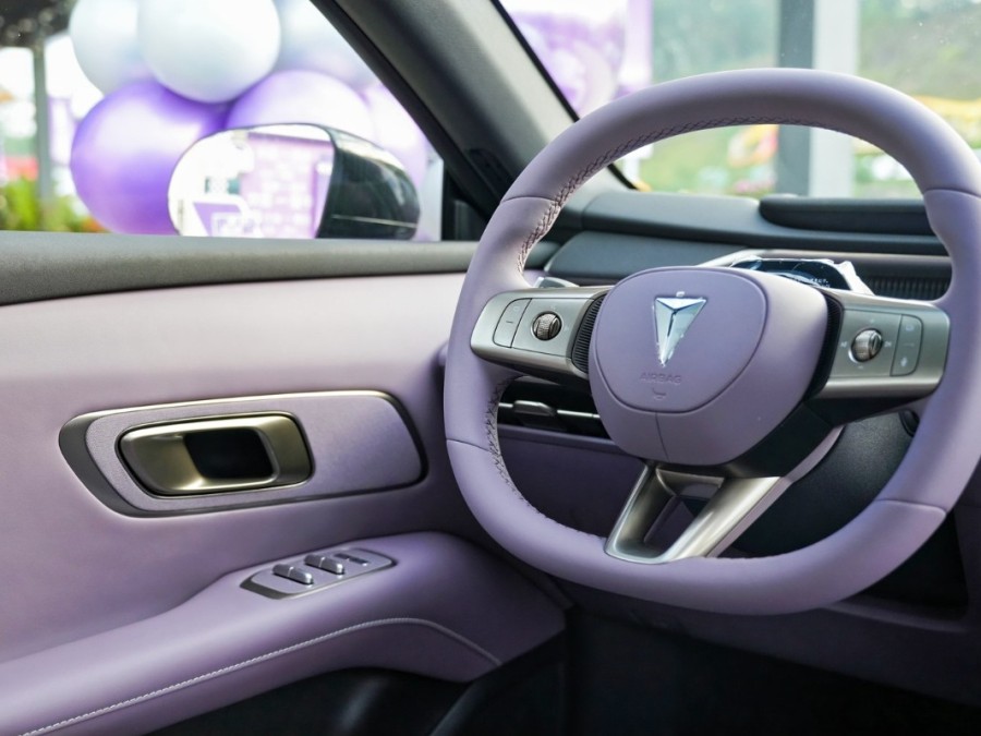 深蓝L06